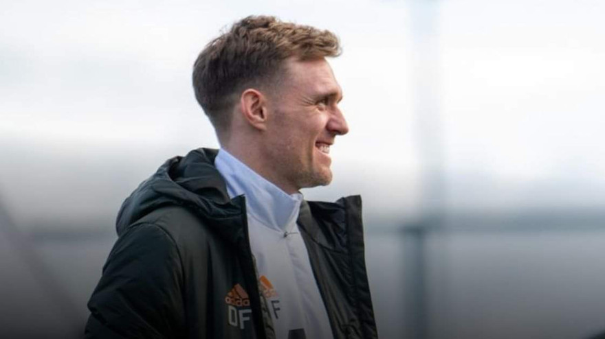 Fletcher đã ra sân tập cùng các thành viên M.U