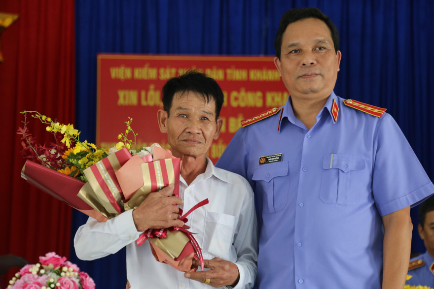 Khánh Hoà tổ chức xin lỗi người bị bắt giam oan 38 năm trước