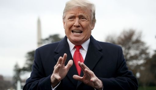 Tổng thống Trump tức giận vì GM đóng cửa nhà máy tại Mỹ và cắt giảm nhân công.