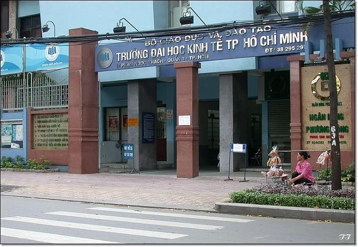 ĐH Kinh tế TPHCM có 6 thủ khoa đạt 27,5 điểm