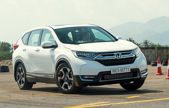 Honda CR-V tăng giá thêm 10 triệu ngay đầu năm mới.
