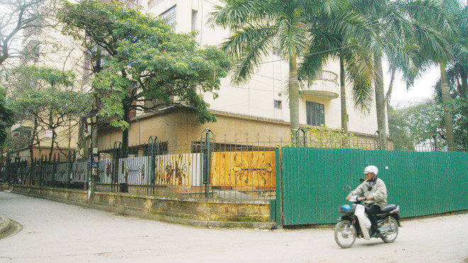 Khu nhà công vụ ở Hoàng Cầu, Hà Nội. Ảnh: L.H.V