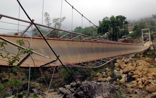 Cầu treo Chu Va 6, Lai Châu sập khiến 8 người tử vong