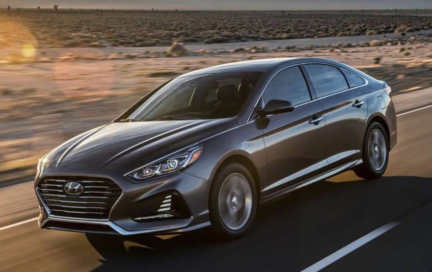 Hyundai Sonata - một mẫu xe Hàn đạt mức Top Safety Pick+.