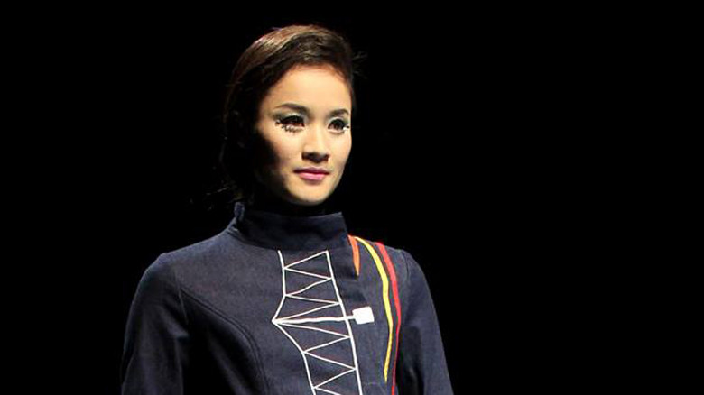 Họa tiết cầu Long Biên trong BST “Chula yêu Hà Nội” 