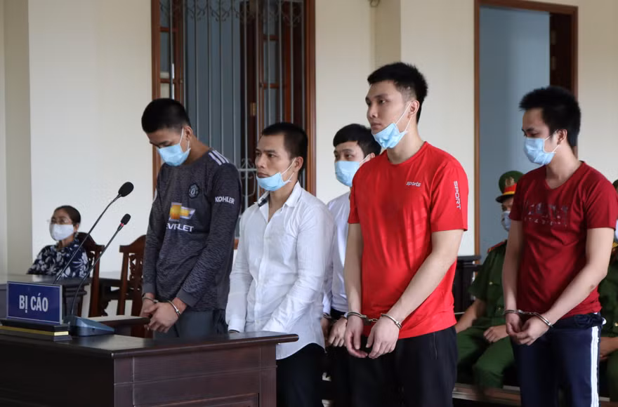 Nhóm thanh niên kéo về miền Tây, trộm hàng loạt xe máy 