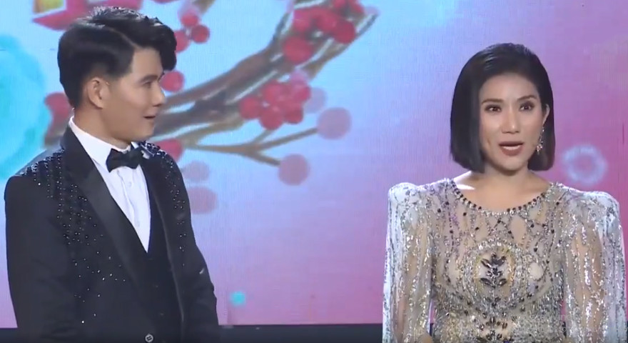 Cát Tường phản ứng 'gắt' khi bị đàn em nói yêu thiếu kiểm soát