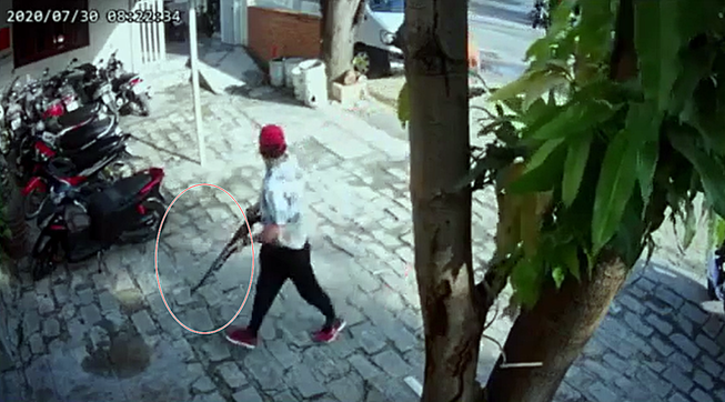 Lê Đình Hải cầm súng đi tìm chủ resort 