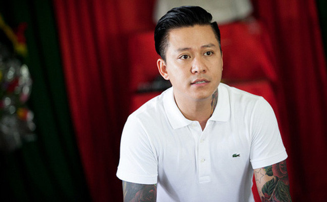 Từ Mỹ về Việt Nam, Tuấn Hưng khai báo y tế online được dân mạng khen ngợi