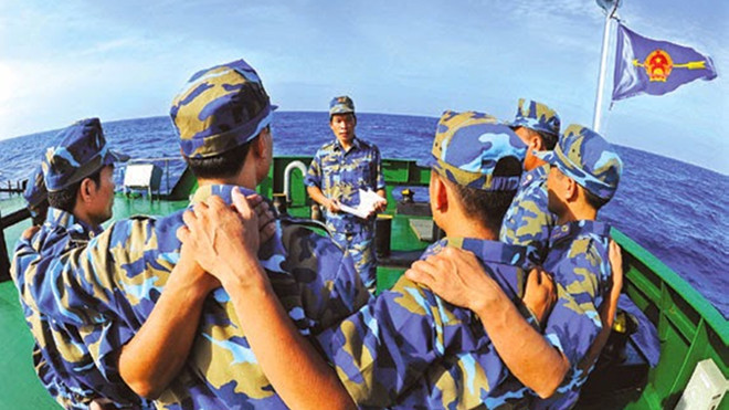 “Đoàn kết giữ vững chủ quyền”. Ảnh: Nguyễn Á