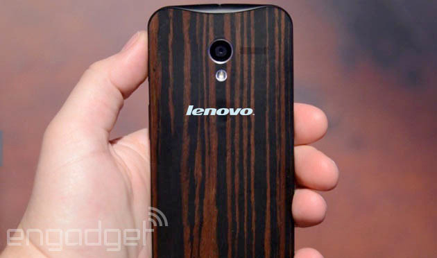 Google bán Motorola cho Lenovo với giá rẻ mạt