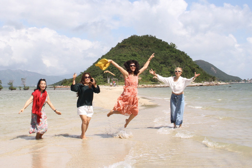 Hơn 58 nghìn lượt khách nội địa tham quan tại Vịnh Nha Trang trong tháng 6