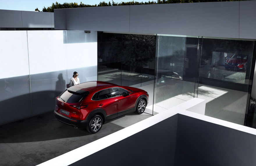 Mazda CX-30 - mẫu crossover lý tưởng cho chị em