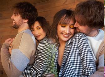 Con gái Mỹ Linh-Anh Quân đính hôn với bạn trai Tây sau 5 năm gắn bó 