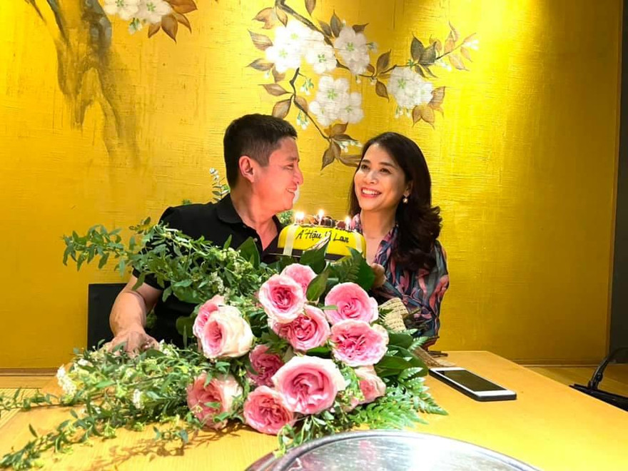 NSƯT Chí Trung dành lời 'ngọt lịm' tặng bạn gái kém 17 tuổi dịp sinh nhật 