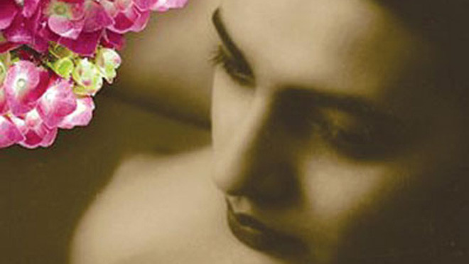 “Hồi ức về những cô gái điếm buồn của tôi” (bìa bản tiếng Anh)