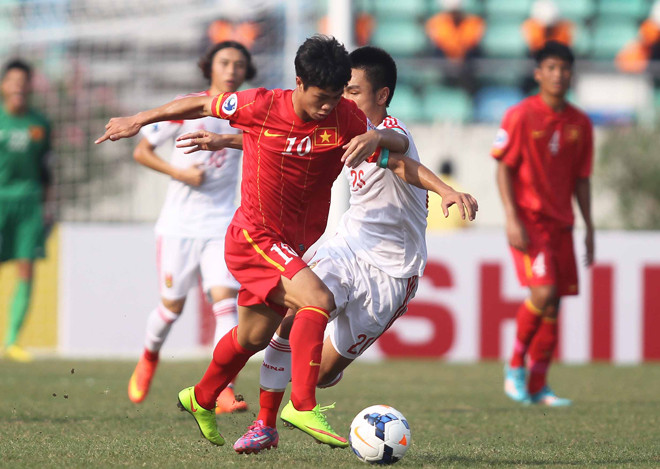 Công Phượng (10) luôn được đối thủ đánh giá cao. Ảnh: VSI