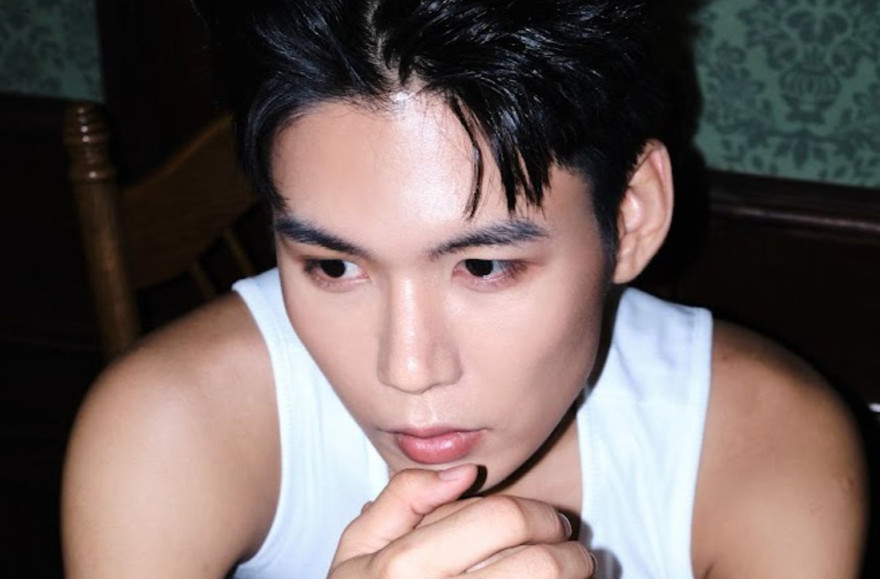 Nam ca sĩ Việt đổi nghệ danh mà khán giả không hiểu đọc kiểu gì