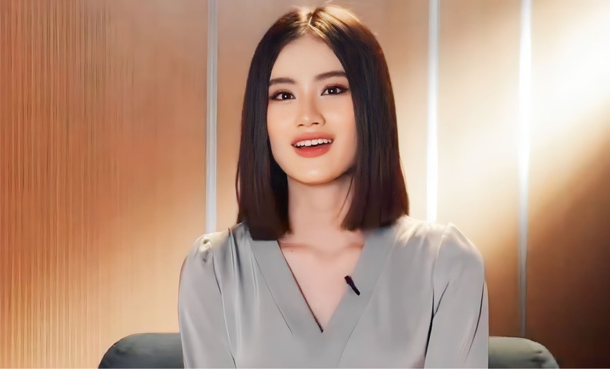 Thấy gì từ hai lần xin lỗi của Hoa hậu Ý Nhi