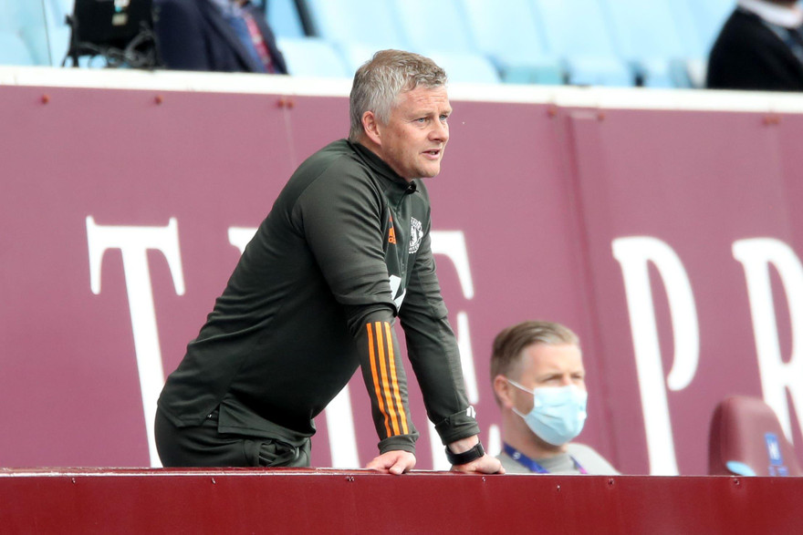 Tình thế khó xử của HLV M.U trước loạt trận hành xác