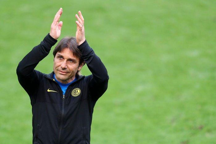 Antonio Conte từng vô địch Premier League 2017 cùng Chelsea.