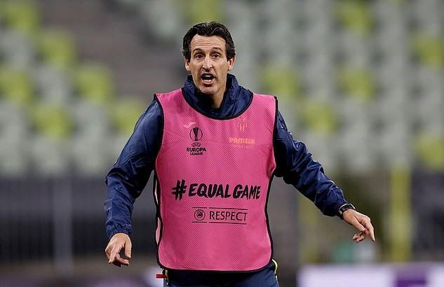 Unai Emery tự tin trước thềm đại chiến với M.U.