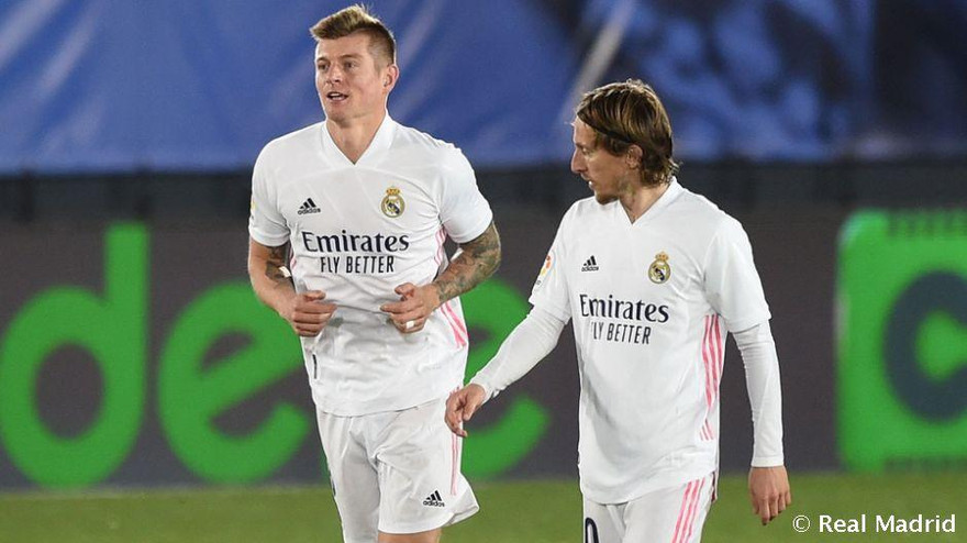 Cả Kroos lẫn Modric đều nghỉ trận này