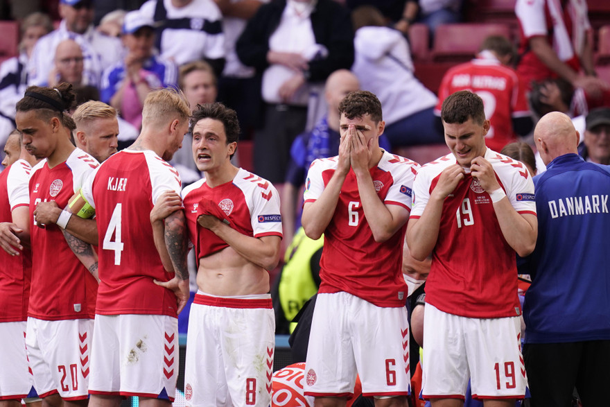 Eriksen tạm thời qua cơn nguy kịch