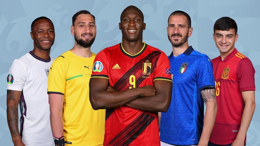 Đội hình xuất sắc nhất EURO 2020: Lukaku đá văng Ronaldo và Kane