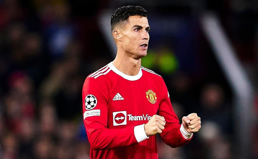 Ronaldo tỏa sáng phút 90+5, M.U thắng Villarreal trong lo âu