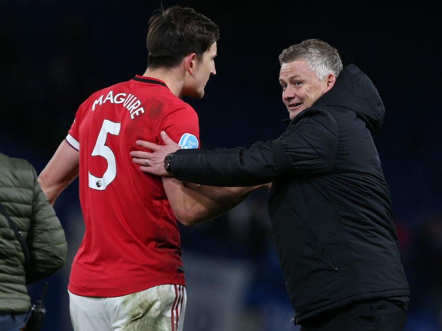 HLV Solskjaer vẫn muốn đợi Maguire đến phút chót 