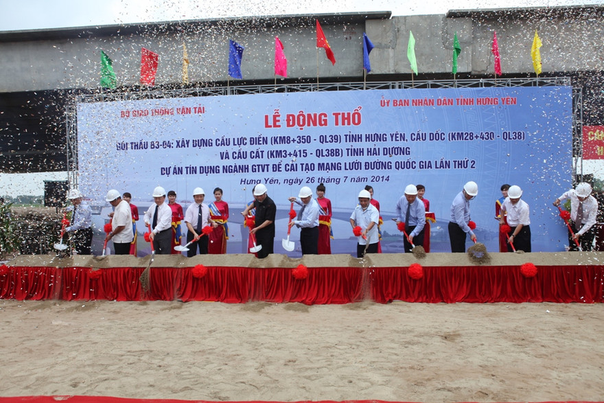 Thay đồng loạt 3 cầu yếu tại Hưng Yên, Hải Dương