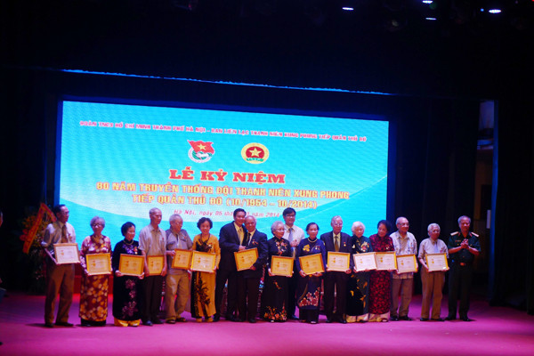 Gặp mặt cựu TNXP tiếp quản Thủ đô