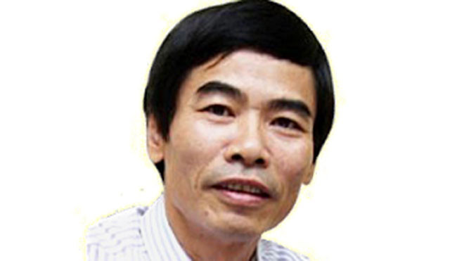 Khoẻ với yếu, ai lợi?