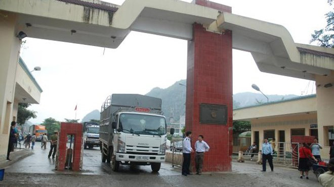 Xuất nhập khẩu hàng hoá qua cửa khẩu Tân Thanh- Lạng Sơn. Ảnh: Báo Hải quan.
