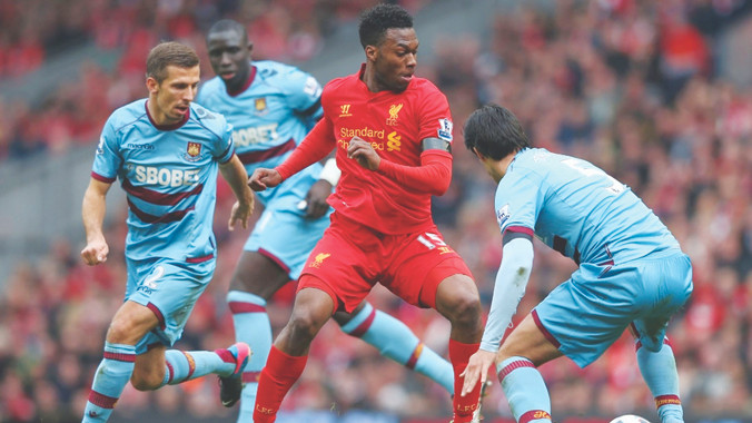 Liverpool (giữa) cần chiến thắng để trở lại cuộc đua vô địch. Ảnh: EASPORTS