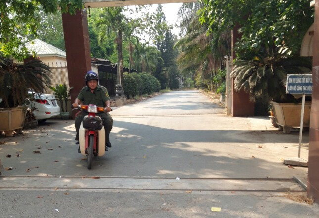 Phát hiện nam nhân viên tử vong dưới trụ điện 3 pha trong công ty