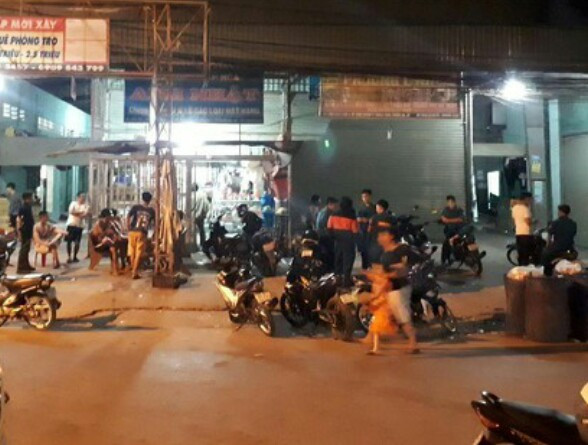 Hiện trường phát hiện người đàn ông treo cổ