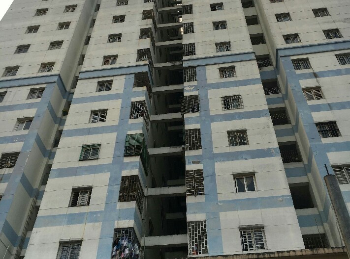 Kinh hãi phát hiện người đàn ông tử vong trong phòng vệ sinh