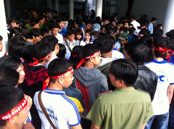 Rất đông người chờ hiến máu ở Cần Thơ