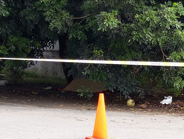 Hiện trường người đàn ông chết bất thường 