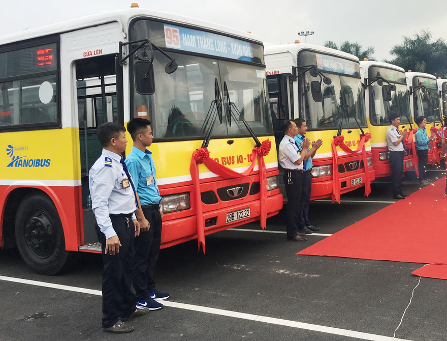 Tuyển dụng lái, phụ xe buýt