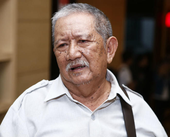 Nghệ sĩ Mạc Can