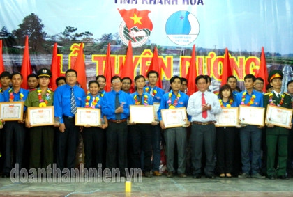 Tôn vinh 72 thợ trẻ xuất sắc