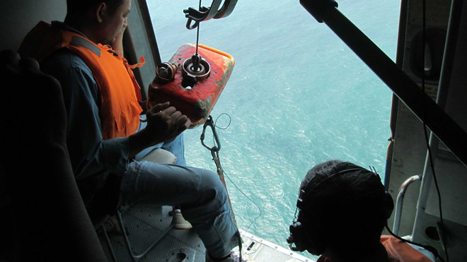 Công tác tìm kiếm đang diễn ra khẩn trương. Ảnh: Zing