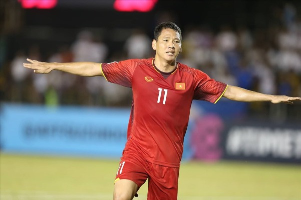 Tiền đạo Anh Đức