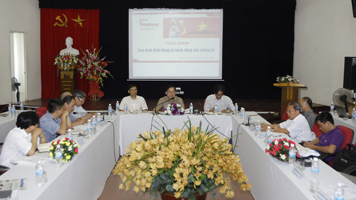 Tại buổi tọa đàm, các chuyên gia đề nghị báo chí tuyền truyền không để sơ hở khiến Trung Quốc lợi dụng xuyên tạc. Ảnh: Như Ý