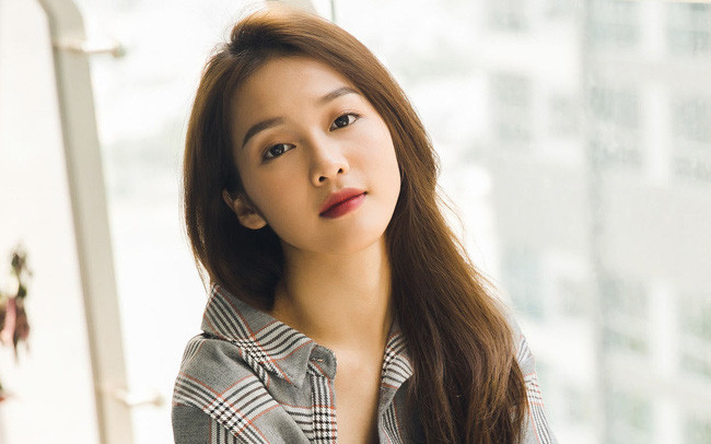 Khả Ngân - hotgirl Sài thành gia nhập 'vũ trụ VFC'