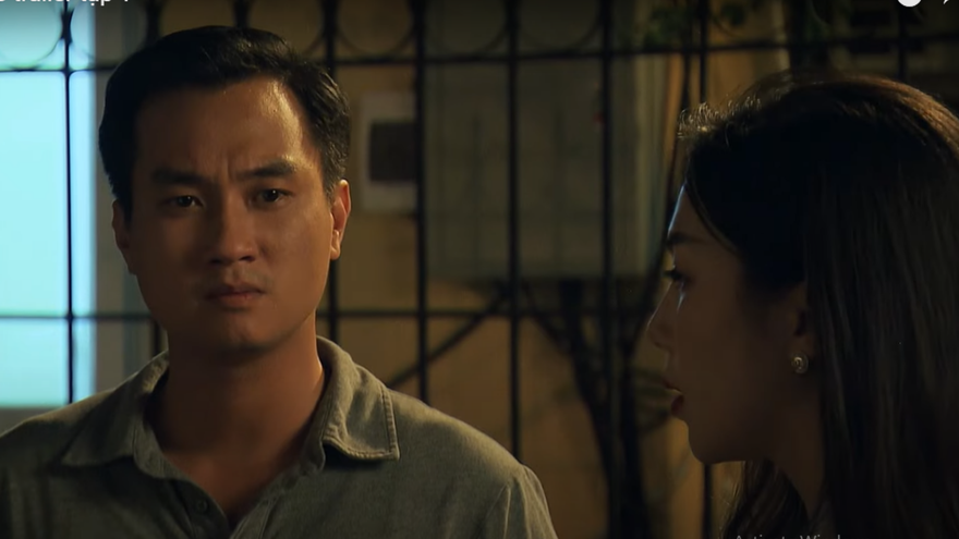 Phố trong làng tập 1: Vừa nhận chức trưởng công an xã, Nam (Anh Tuấn) bị bạn gái phản bội