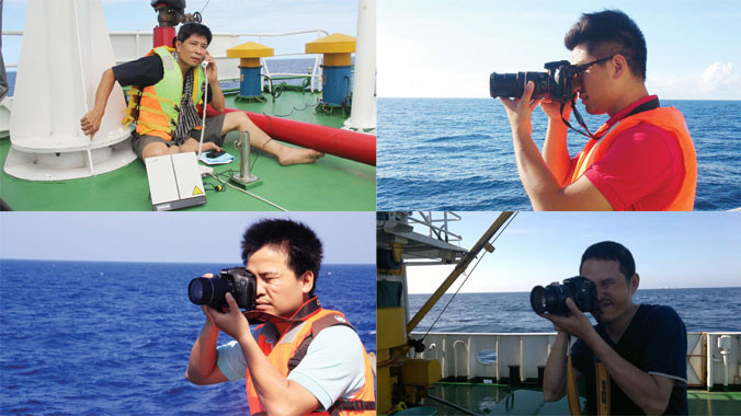 Nhà báo Trần Tuấn đang ở Hoàng Sa trong những ngày này. Nhà báo Công Khanh, Nguyễn Huy, Nam Cường những ngày tác nghiệp Hoàng Sa. Ảnh: như ý